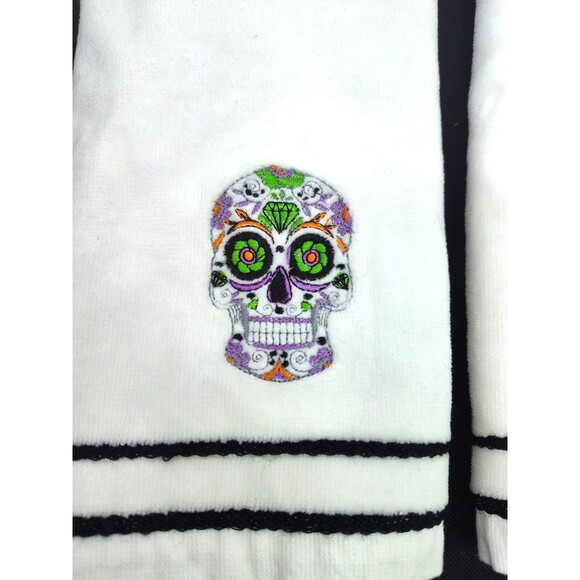 Kassa Fina Home Collection Lot of 2 Hand Towels Gothic Skull Head Bathroom - Picture 4 of 7